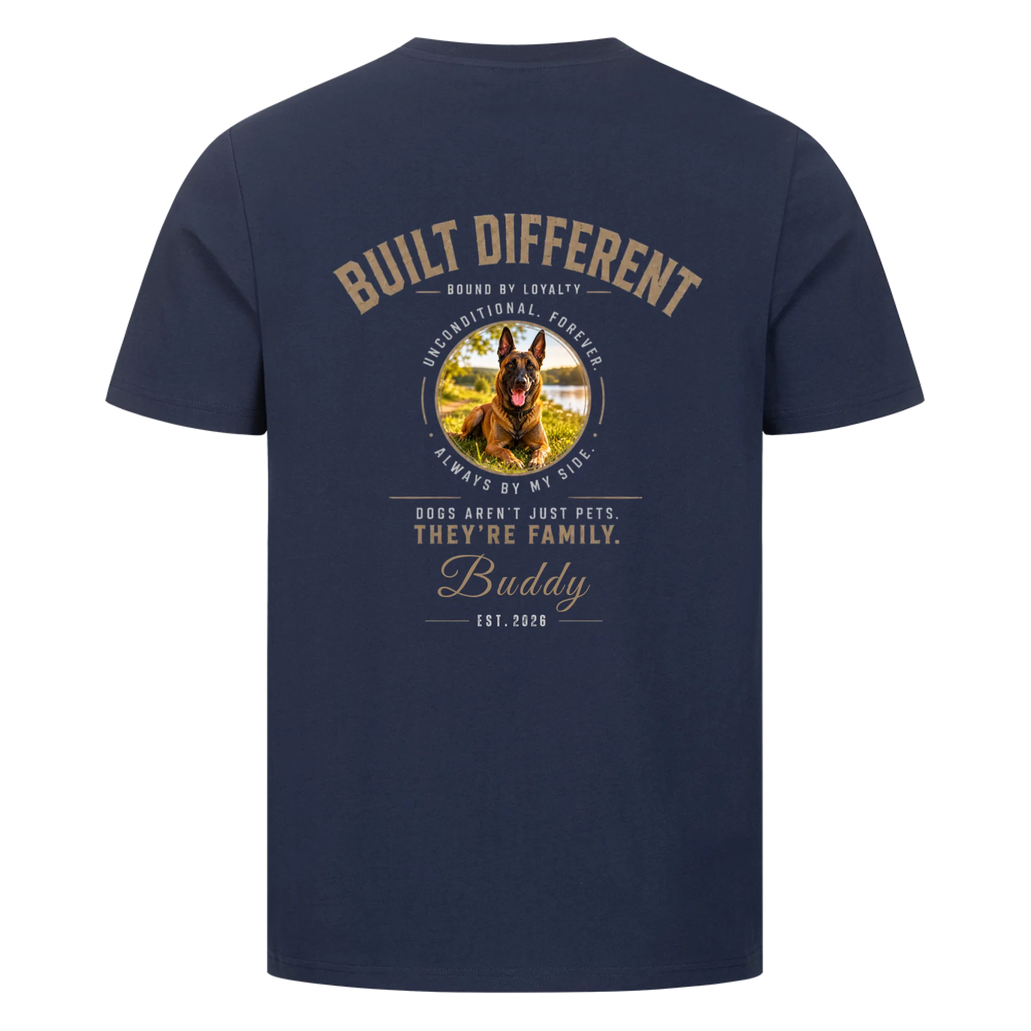 BUILT DIFFERENT - personalisierbares Premium T-Shirt