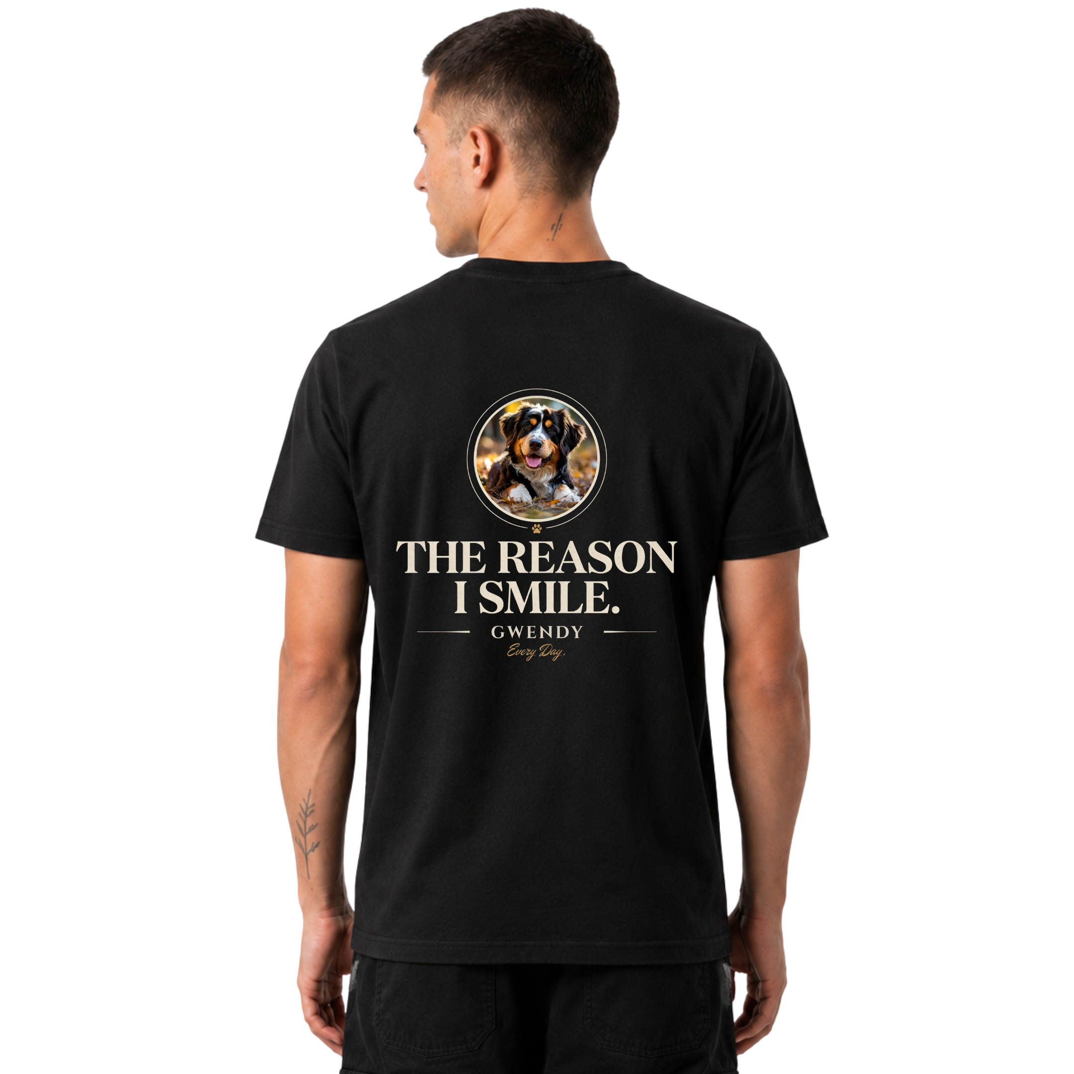 THE REASON I SMILE - personalisierbares Premium T-Shirt